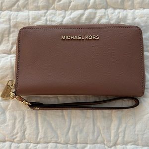 Michael Kors large Jet Set Travel Wallet